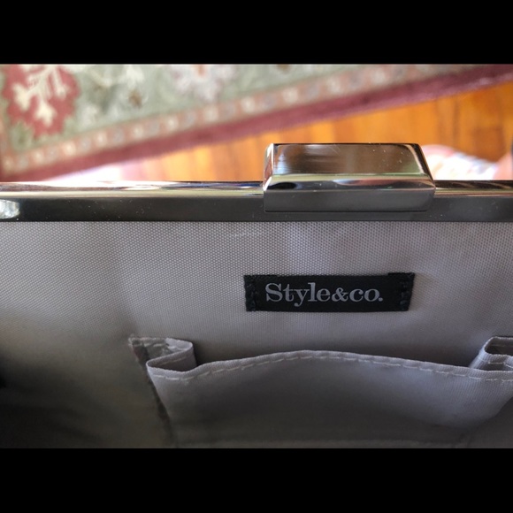 Silver Glitter Style & Co. clutch. - Picture 2 of 3
